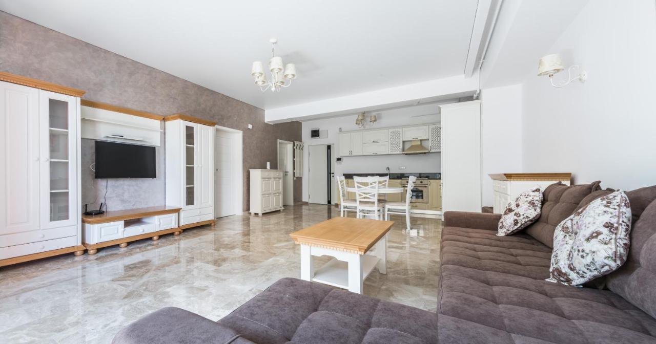 Sns Apartament In Vila Sophia Mamaia Bagian luar foto